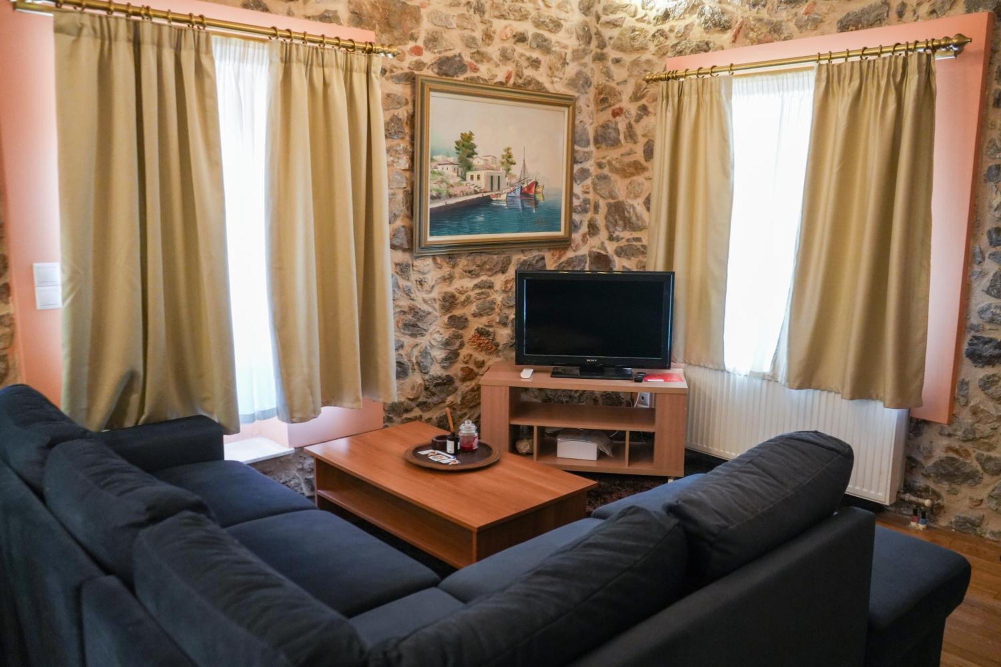 Appartement Φιλόξενο Σπίτι à Nauplie Extérieur photo
